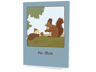Auf einer blaubeerfarbenen Karte streckt sich ein Blumenkind auf der Wiese aus und hält einem neugierigen Eichhörnchen eine Eichel hin: Für Dich!